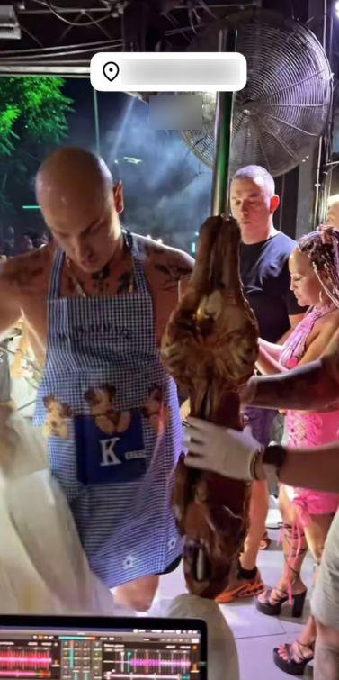 Dragomir Despić Desingerica doneo pečenje na nastup