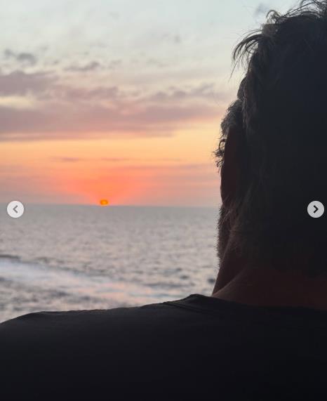 Dženifer Aniston objavila prvu fotografiju novog dečka, Džima Kertisa