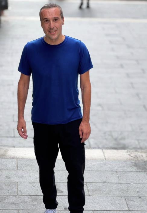 Mladen Mijatović u trenerkama i majici za trening