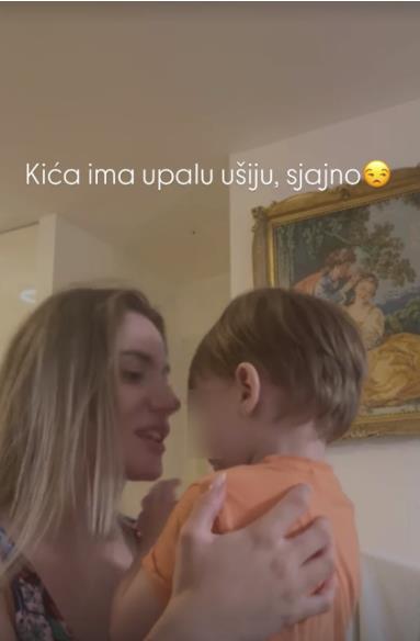 "DOBIO JE UPALU..." Sinu Kristine i Kristijana narušeno zdravlje, Spalevićeva otkrila detalje, objavila sliku sa naslednikom (FOTO)