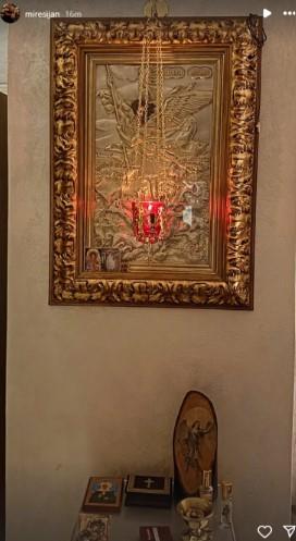 Goca Božinovska ima u kući pozlaćeno mesto na kom se moli