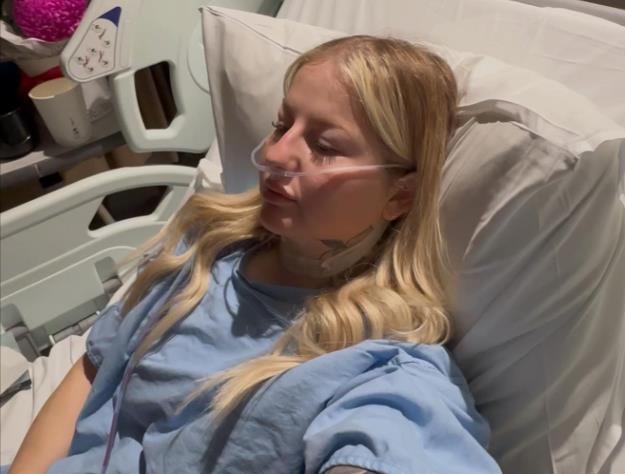 Tameiku Mekbrajd u bolničkom krevetu.jpg