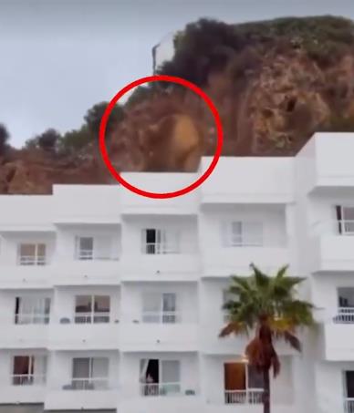 2025-10-02 11_20_29-Shock moment cliff collapses into Ibiza hotel in front of screaming tourists as .png