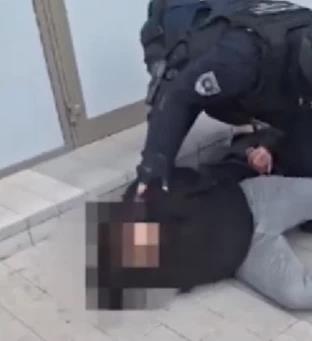 2025-10-13 22_08_47-WhatsApp.png