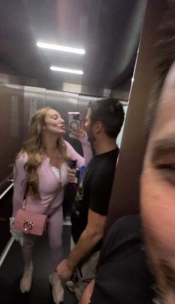 Luna Đogani i Marko Miljković se ljube u liftu