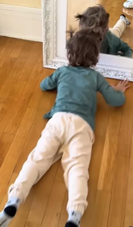 Adam Adaktar snimio sina