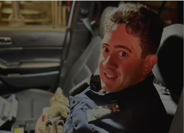 Policajac u Njujorku spasio mače