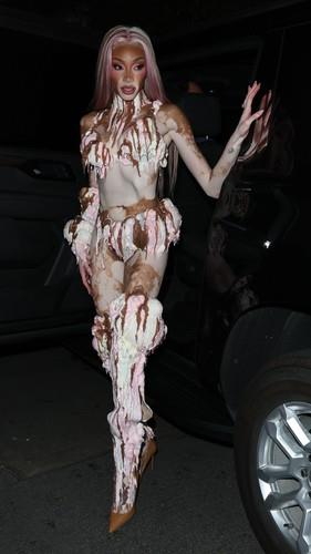 Vini Harlou kao sladoled za Noć veštica 2025.