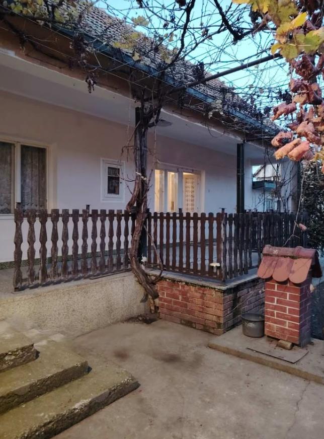 Screenshot 2025-11-03 102608.png