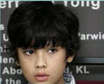 Ajnan Selest Koli ozbiljnog lica.jpg