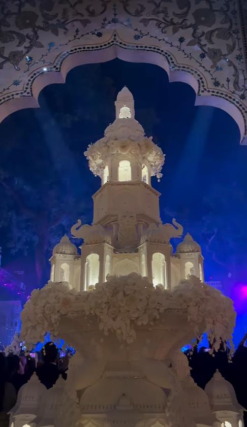 svadbena torta 1.jpg