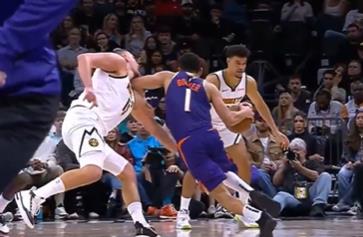 Duel Jokića i Bukera