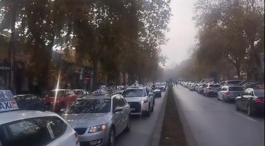 Novi Sad saobraćajna nesreća taksisti