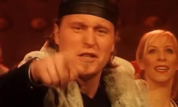 neša tvins.jpg