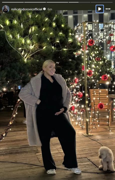 Milica Todorović pokazala trudnički stomak