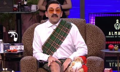 Ognjen Amidžić vodi emisiju u suknji