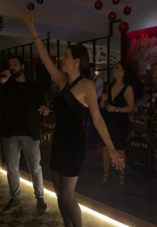 Anica Lazić neumorno đuska (1).jpg