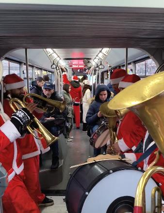 Trubači u autobusu