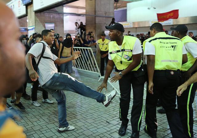 rio-de-zaneiro-protest-gradski-prevoz-poskupljenje.jpg