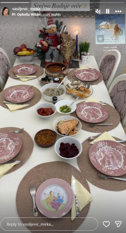 Glumica Mirka Vasiljević pokazala je kako izgleda trpeza na Badnji dan u domu svoje porodice