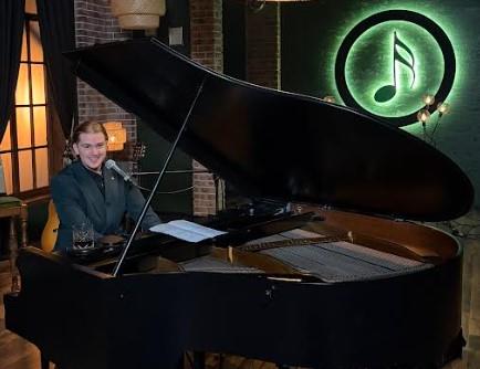 Pobednik zvezde granda postao voditelj