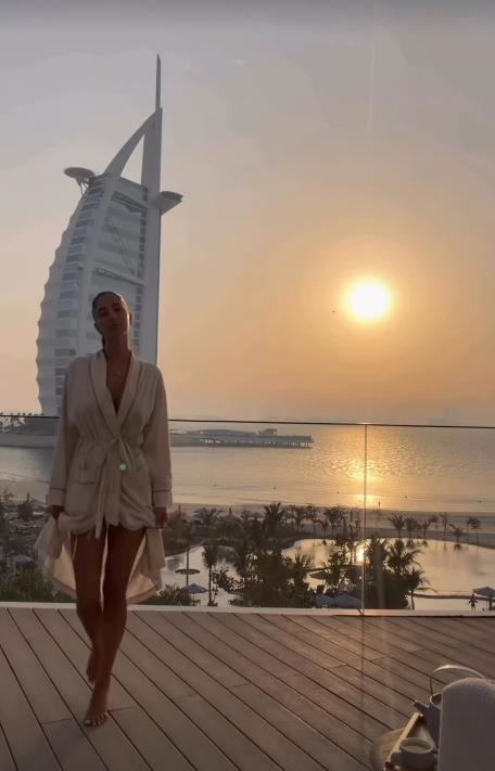 Đina Džinović u Dubaiju