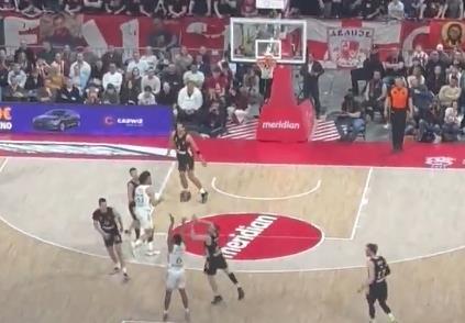 Trojka Džereda Batlera protiv Bajern Minhena