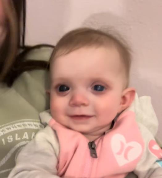 Devojčica sa najlepšim očima