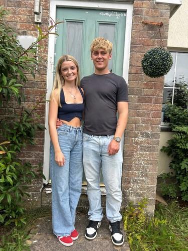 Imaju po 19 godina i već su kupili prvu kuću