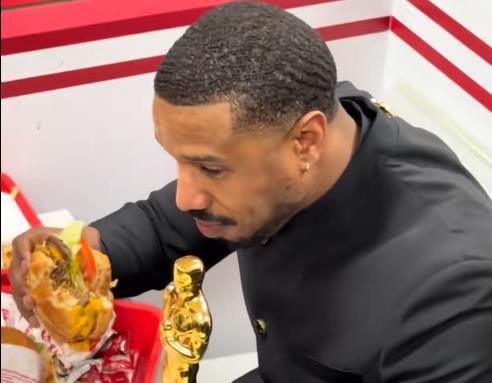 Majkl B. Džordan Oskara proslavio uz hamburger i pomfrit