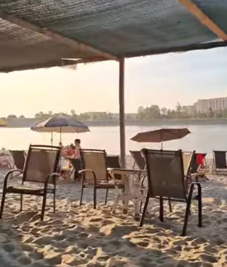 Oficirac plaža