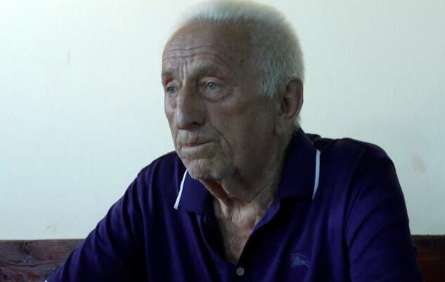 Deda Milovan narodni Lekar