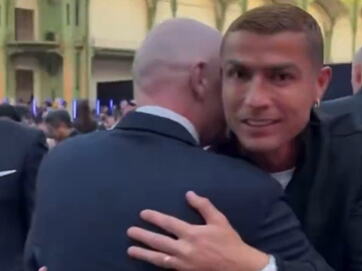 Kristijano Ronaldo i Đani Infantino