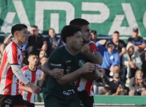 Tuča fudbalera na utakmici u Argentini