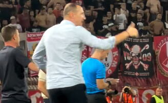Radosav Petrović besni na sudije