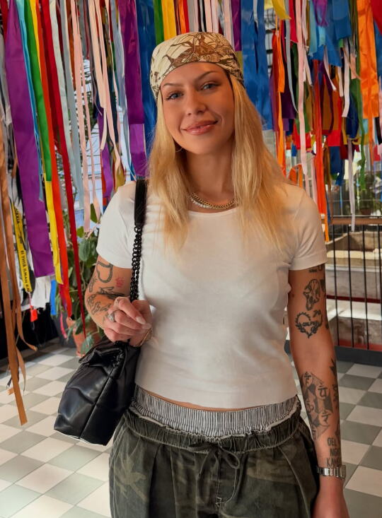 Finska influenserka Olivija Oras koja je preminula u 27. godini nakon estetskog zahvata (2).PNG