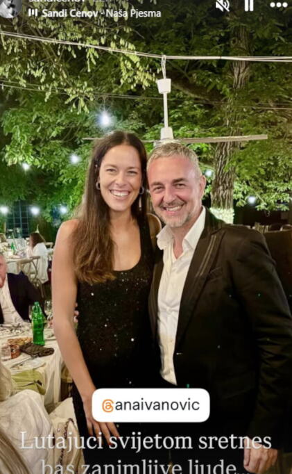 Sindi Cenov i Ana Ivanović