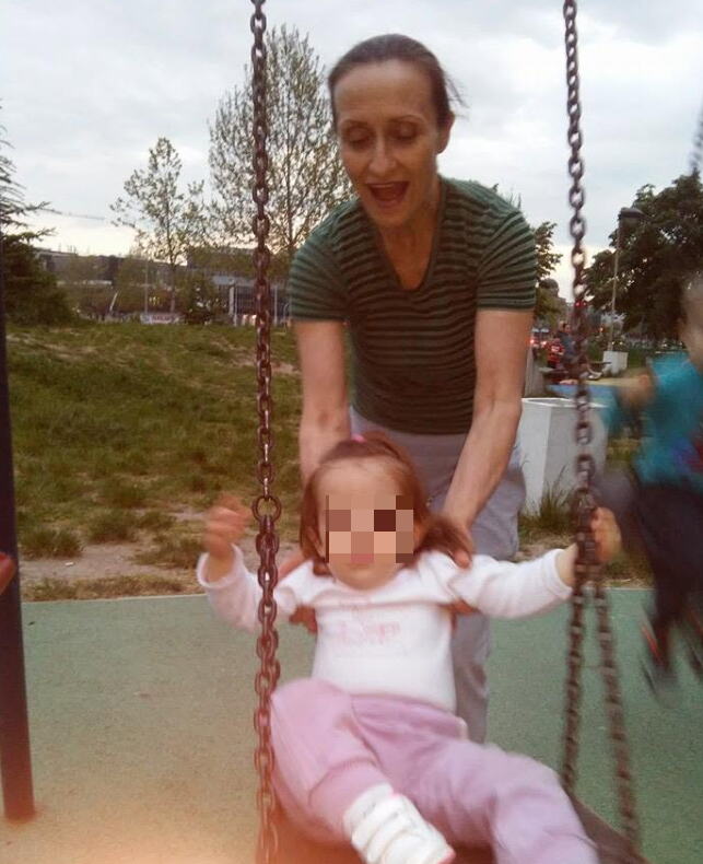 Ljiljana Jakšić sa ćerkom Darijom (2).png