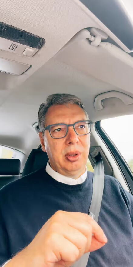 Aleksandar Vučić (9).png