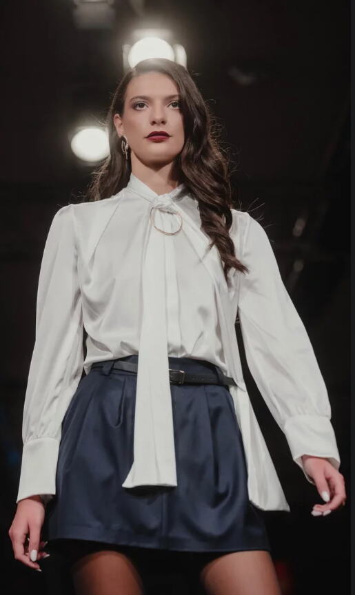 Suzana Perić, revija