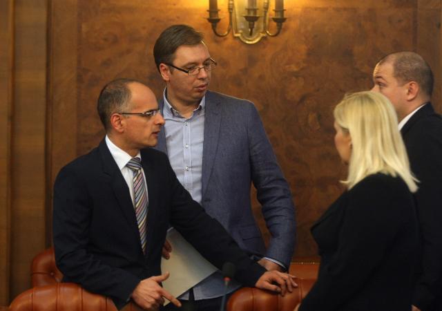 vucic-poplavljeni-predsednici-opstina.jpg