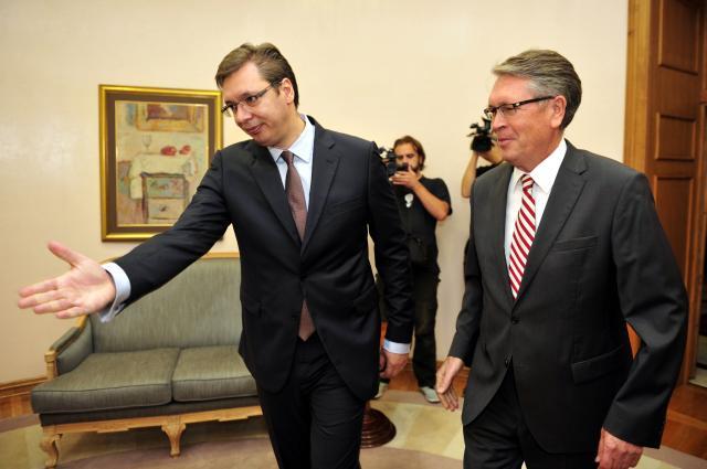 aleksandar-vucic-cepurin.jpg