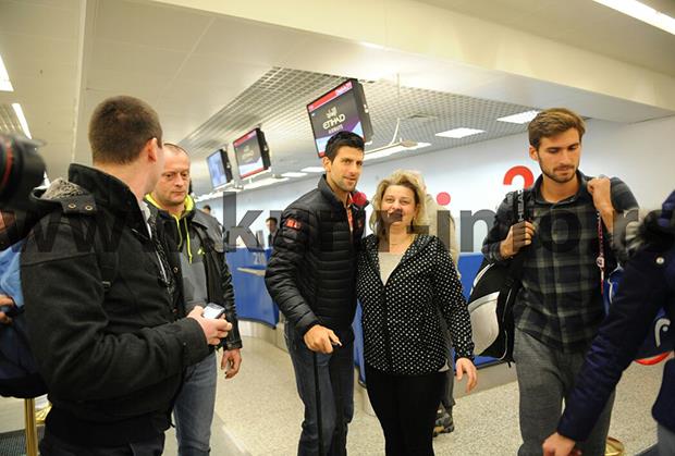 novak-djokovic-aerodrom.jpg