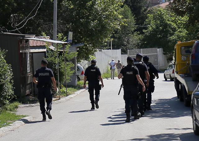 protest-podrska-oliver-ivanovic-kosovska-mitrovica.jpg