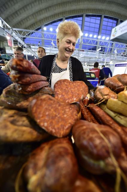 sajam-etno-hrane-i-pica.jpg