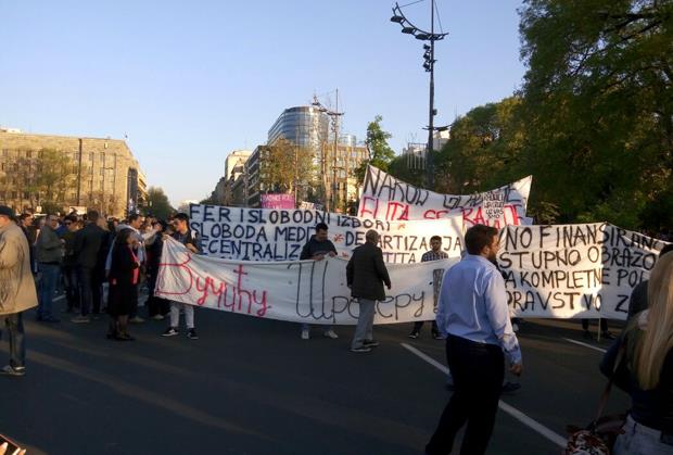 stop-diktaturi-protest-beograd-studenti-8.dan.jpg