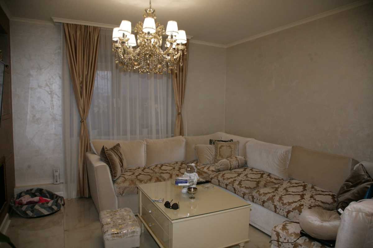 BOGDANINA MAJKA UGOSTILA KURIR U TITELU: Danijela otkrila koje sve običaje će ispoštovati Veljko na SVADBI (KURIR TV)