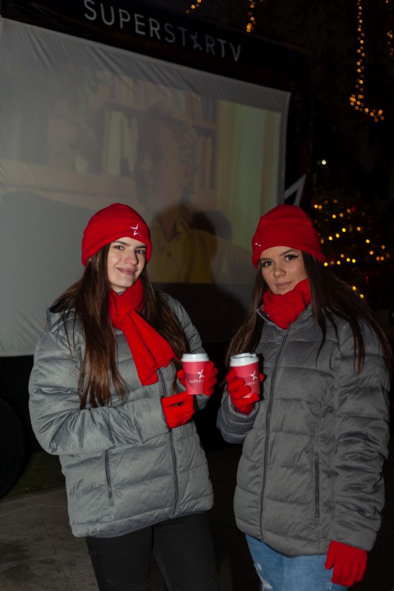 superstar-tv-omogucio-je-posetiocima-da-se-zagreju-uz-toplu-cokoladu-ili-caj.jpg