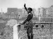 benito-mussolini-roman-salute.jpg