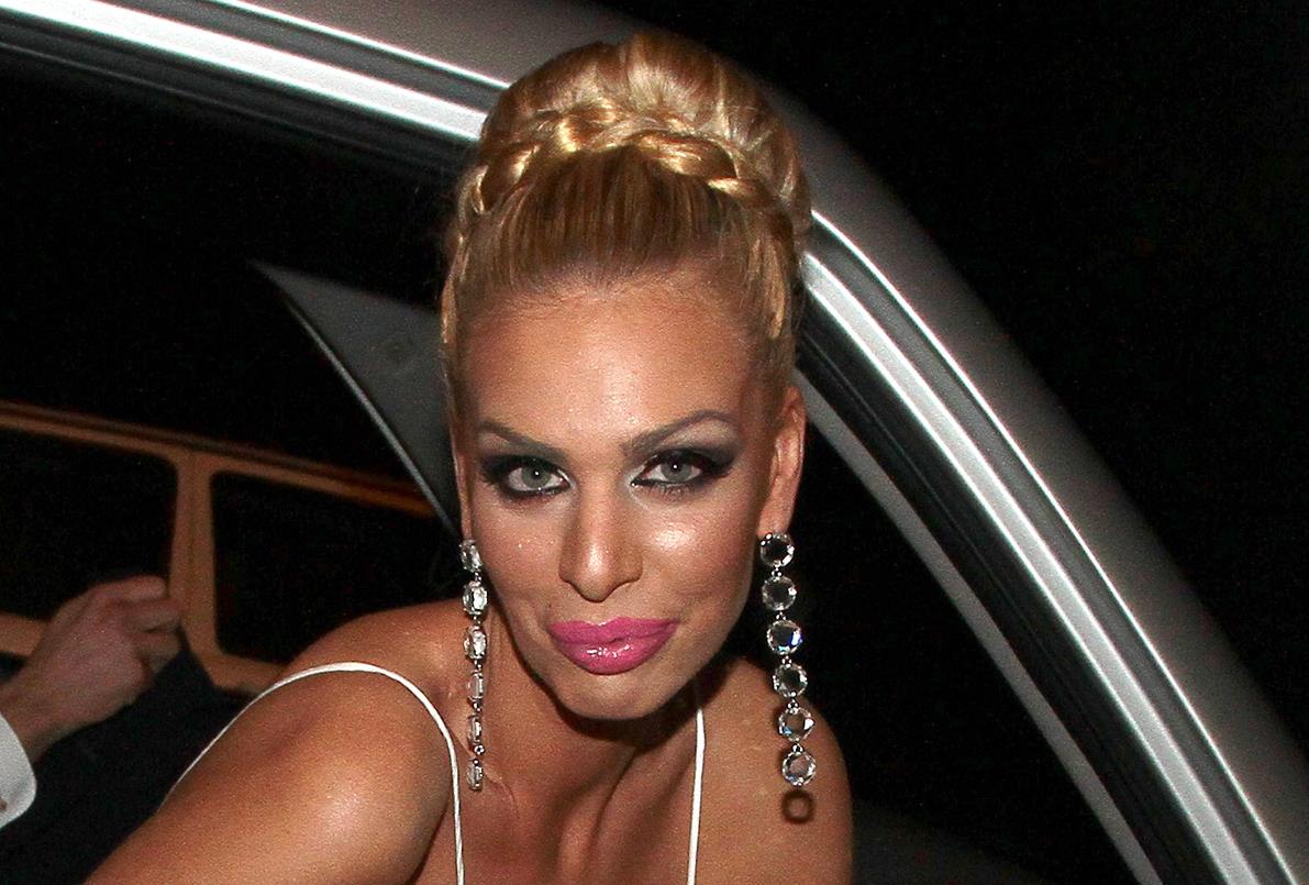 "MNOGE SU TAMO TAMO DA POVEĆAJU CENU ZA PROSTITUCIJU" Ava Karabatić potkačila rijaliti učesnice! Ove uslove je tražila za Elitu 9!